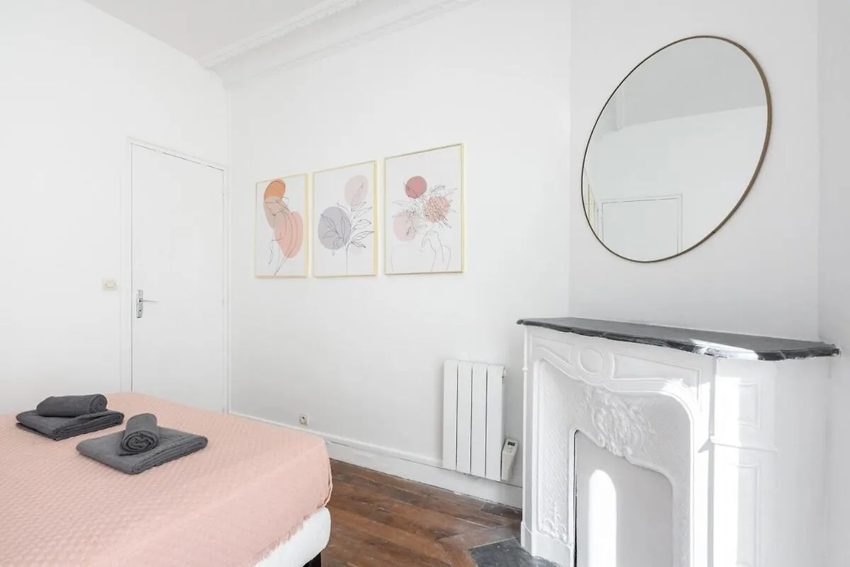 Apartment Near Montparnasse Terracota-Vii Station Paris